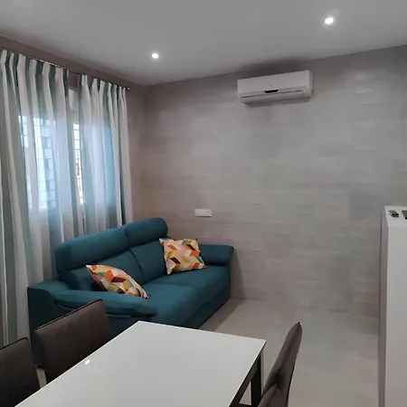 Con Wifi Y Terraza Cerca Del Centro Y La Playa Appartement