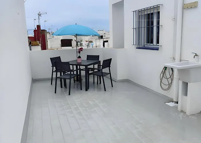 Con Wifi Y Terraza Cerca Del Centro Y La Playa Appartement *