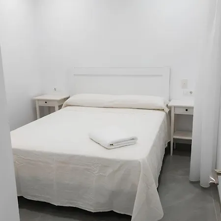 Con Wifi Y Terraza Cerca Del Centro Y La Playa Apartament *