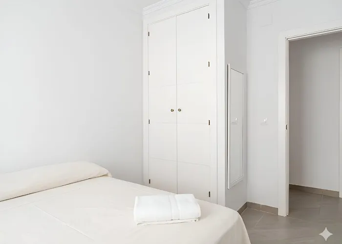 Con Wifi Y Terraza Cerca Del Centro Y La Playa Апартаменти