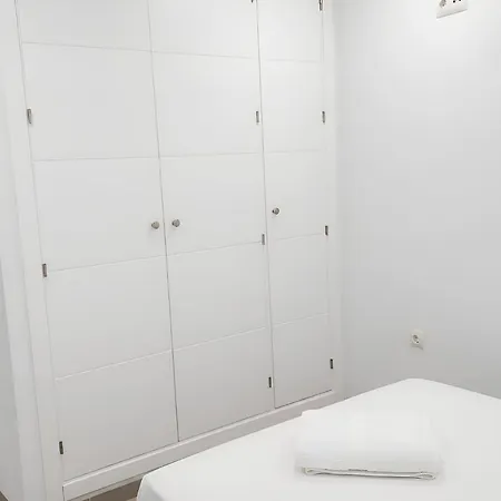Con Wifi Y Terraza Cerca Del Centro Y La Playa Lejlighed Conil De La Frontera